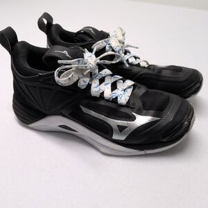 Mizuno Wave Momentum Size 8
